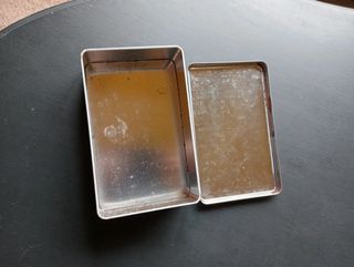 Caja metalica vintage holandesa