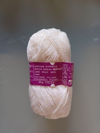 10 gomitoli di lana fredda. Phildar