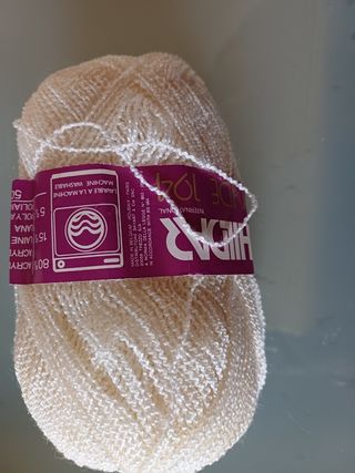 10 gomitoli di lana fredda. Phildar