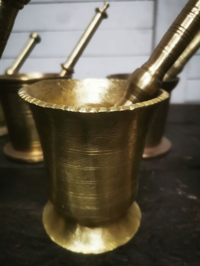 Morteros antiguos grandes