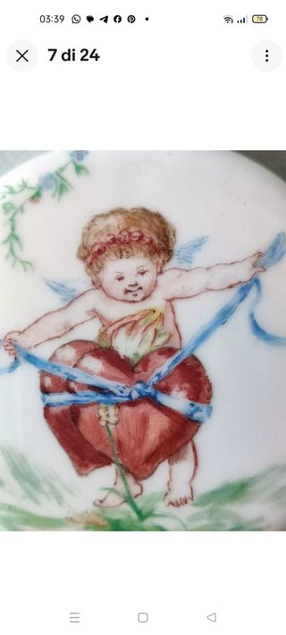 Antico piccolo vaso dipinto a mano