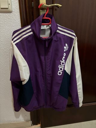 Chaqueta Adidas morada
