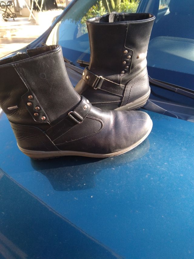 Stivaletto donna basso