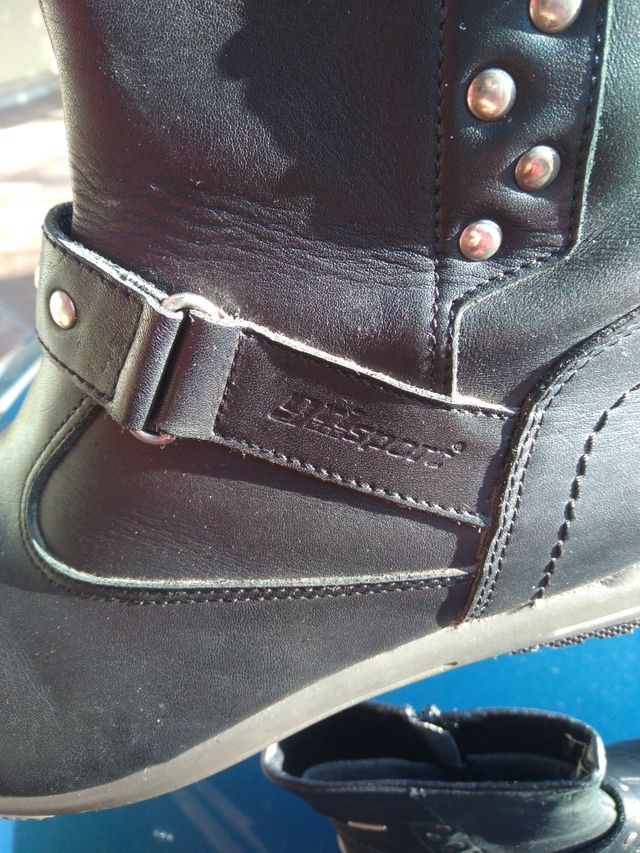 Stivaletto donna basso