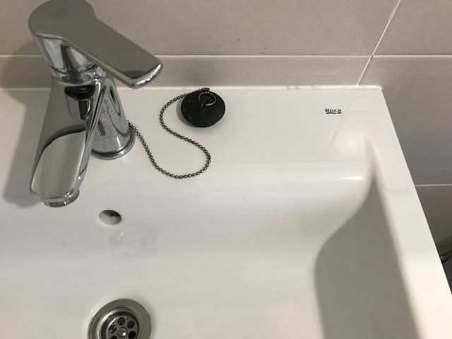 Lavabo con pedestal porcelana blanco Roca The Gap