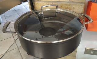 Le Creuset Sauté 28cm Antiaderente con coperchio