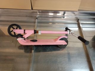 Patinete rosa 