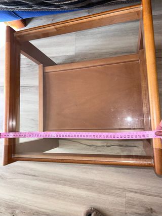 mesa auxiliar salón madera y cristal