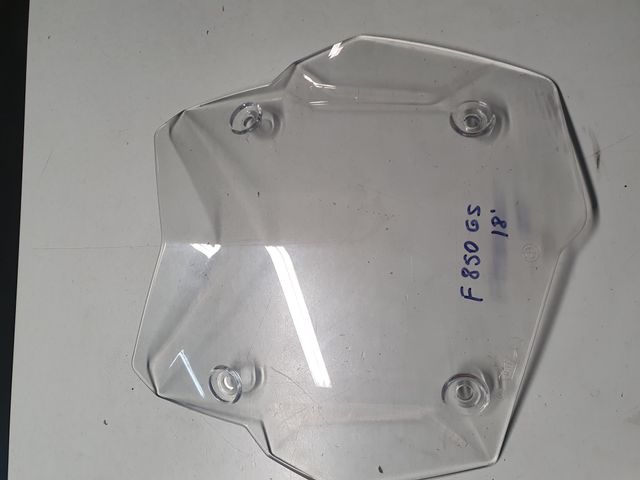 Accesorios F 850 GS pantalla, estriberas, protecto