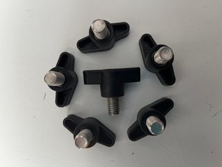 Tornillos manuales para presurizadores de 60 y 140