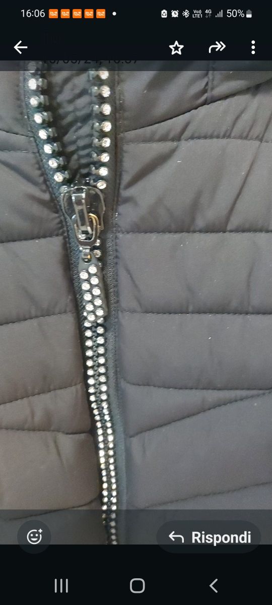 Giubbotto nero di GUESS.