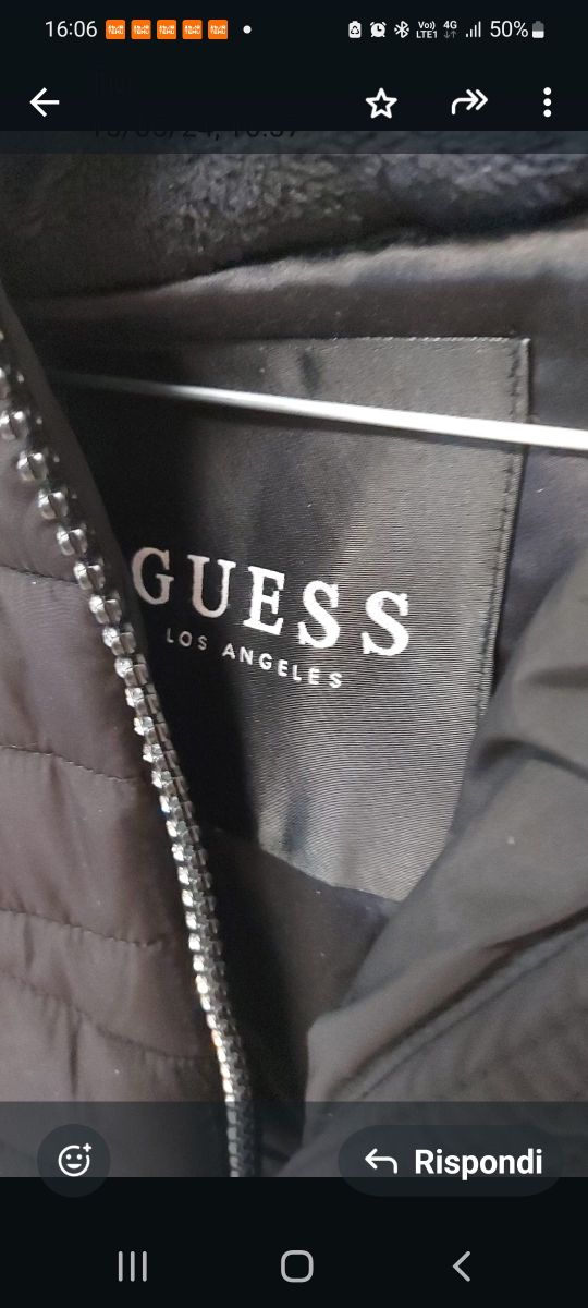 Giubbotto nero di GUESS.