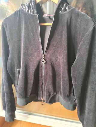 Chaqueta tipo bomber negra