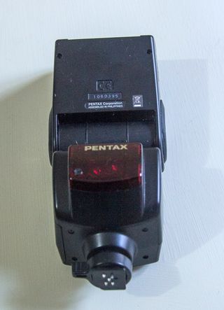 PENTAX K3 con OBJETIVO, FLASH y 3 BATERIAS