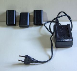 PENTAX K3 con OBJETIVO, FLASH y 3 BATERIAS