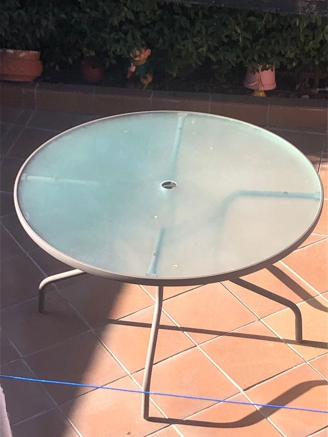 Mesa redonda jardin