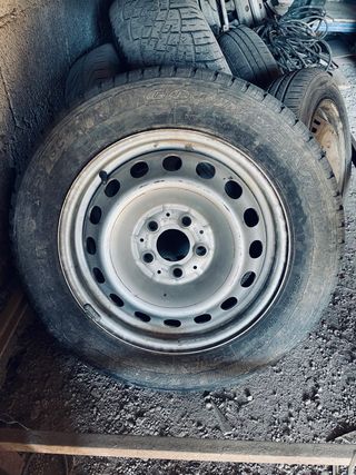 Rueda para mercedes vito