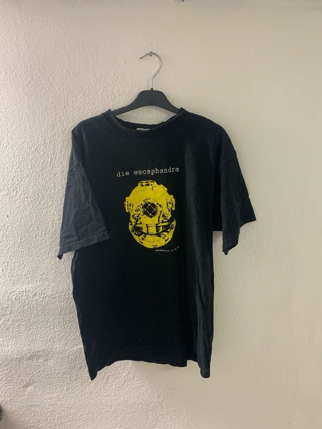 Lote de 25kg de ropa vintage sin marca