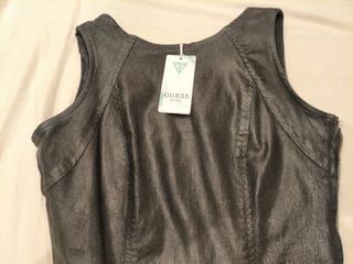 Vestido negro Guess