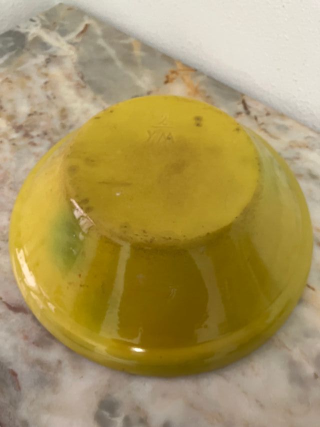 Lebrillo de cerámica antiguo