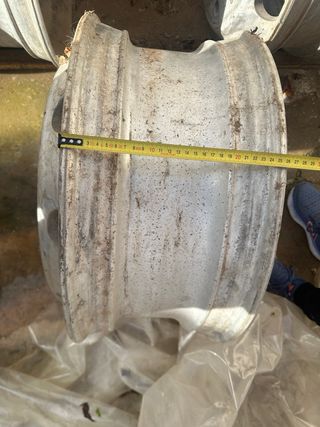 Dos juegos de llantas ALCOA de aluminio camion