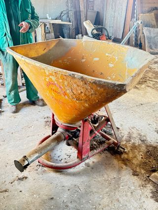 Abonadora granulado de 250kl