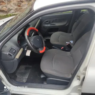 Renault Clio 2004