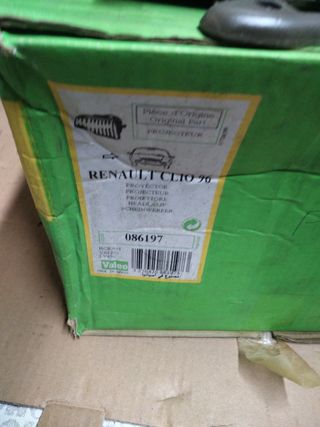 Óptica delantera Renault Clio