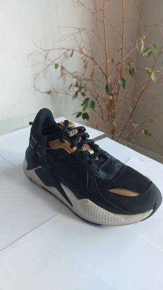 Puma RSX negras y doradas