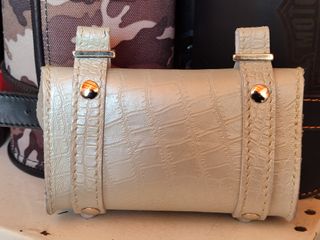 Borsapelle Borsello Borsetta sottosella bicicletta