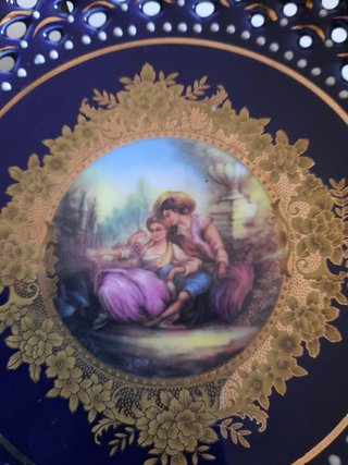 Piatto decorativo blu e oro