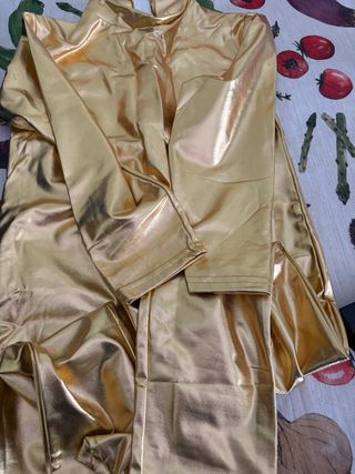 Malla dorada niña talla 12