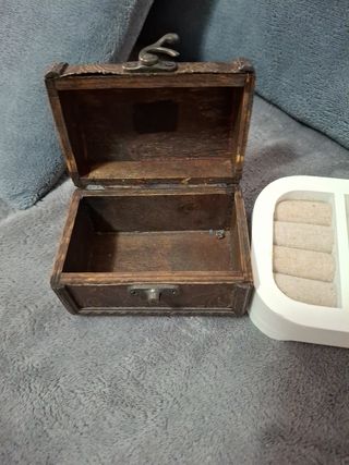 Oferta!! 3 JOYEROS POR 5€