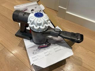 Aspirador Dyson V6 Slimpro