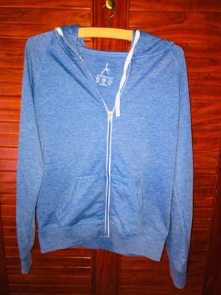 CHAQUETA AZUL DEPORTIVA