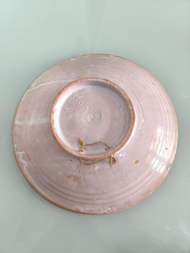 Plato Manises antiguo