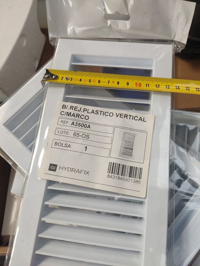 Lote rejilla plástico con cerco