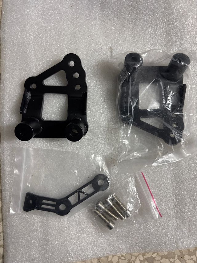 Kit abbassamento pedane posteriori per yamaha MT09