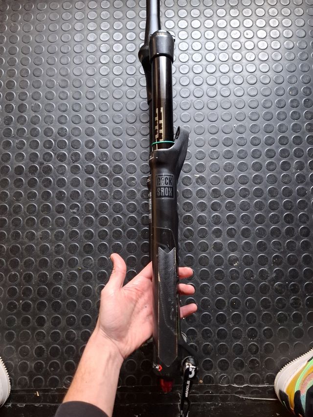 Rock Shox Yari RC 27.5 35mm 160mm