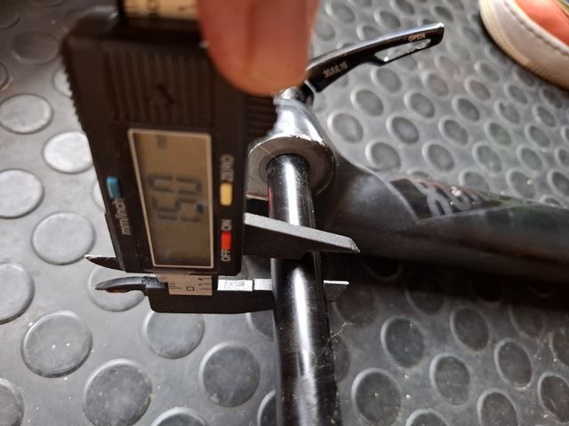 Rock Shox Yari RC 27.5 35mm 160mm