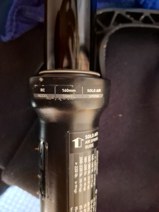 Rock Shox Yari RC 27.5 35mm 160mm