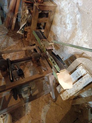 Esclopeadora de formón hueco