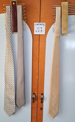 CORBATAS ND-1 / VM-1 / C-1