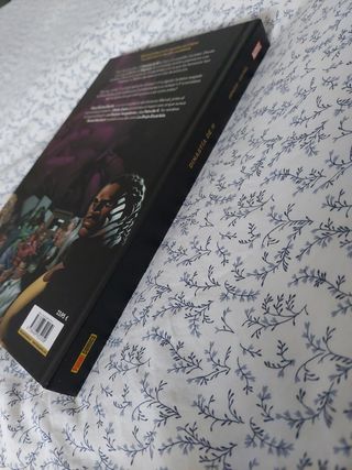 Dinastia de M. Marvel Deluxe