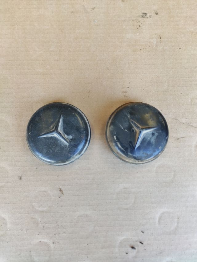 Tapas buje Mercedes MB 100