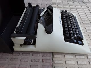 Máquina de escribir años 80