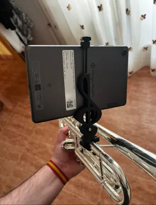 Atril trompeta para móvil ebook