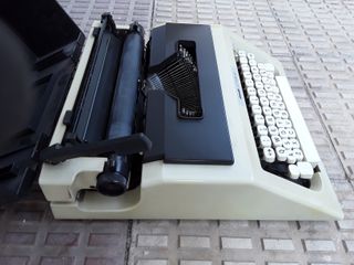 Máquina de escribir años 80