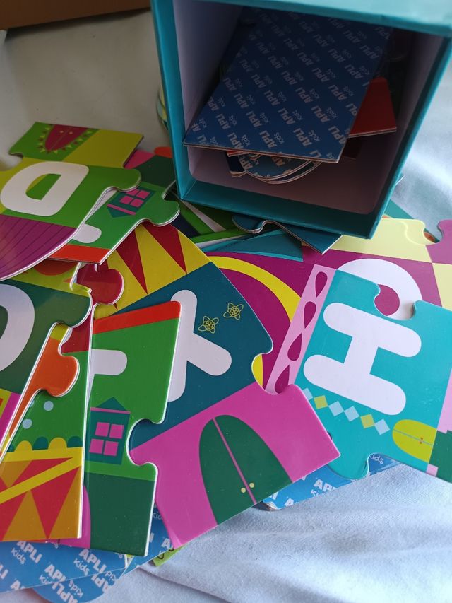 Puzzle letras Apli Kids