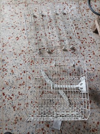 Cestas lavavajillas Indesit